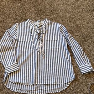 Madewell women’s Striped Lace-Up Popover Shirt in Navy and White